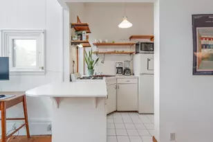 31 Pinckney, Boston, MA 02114 - Photo 5