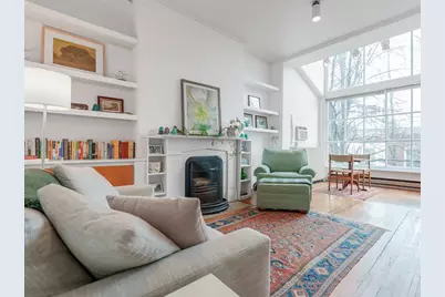 31 Pinckney #4B, Boston, MA 02114 - Photo 1