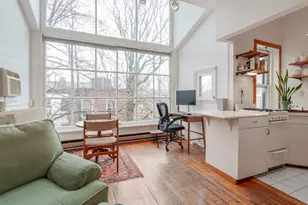 31 Pinckney, Boston, MA 02114 - Photo 3