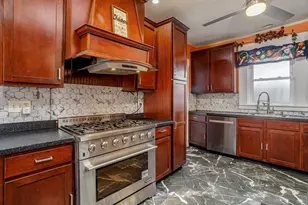 90 Mechanic St, Fitchburg, MA 01420 - Photo 5