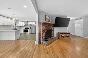 14 Kendall St, Wilmington, MA 01887 - Photo 11