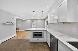 14 Kendall St, Wilmington, MA 01887 - Photo 5