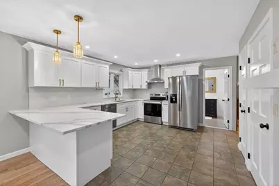 14 Kendall St, Wilmington, MA 01887 - Photo 3