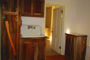 86 N Maple St, Northampton, MA 01062 - Photo 17