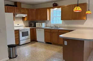 115 Flag Swamp Rd, Dartmouth, MA 02747 - Photo 11