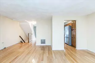 22 Collins St, Danvers, MA 01923 - Photo 7