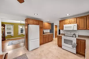 32 Sibley Rd, Sutton, MA 01590 - Photo 3