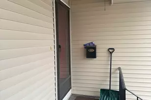 909 Pleasant St, Weymouth, MA 02189 - Photo 5