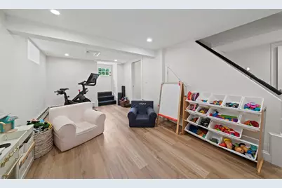 644 Weld St, Boston, MA 02132 - Photo 25