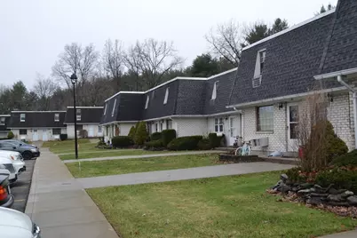 44 Princeton Ter #44, Greenfield, MA 01301 - Photo 3