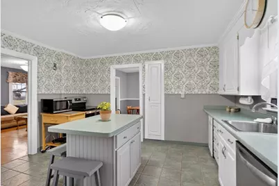 51 Brantwood Rd, Worcester, MA 01602 - Photo 9