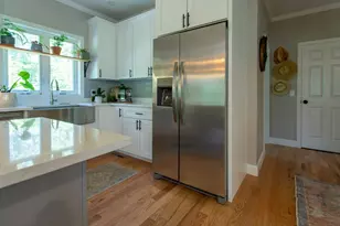 4 Swansom Rd, Swansea, MA 02777 - Photo 9