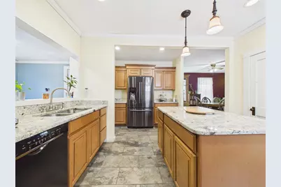 108 Hope St, New Bedford, MA 02745 - Photo 15