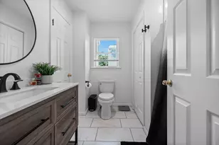 124 Washington St, Woburn, MA 01801 - Photo 5