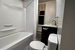 5 Sterling St, Worcester, MA 01610 - Photo 7