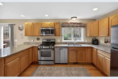 98 Sandwich Rd, Falmouth, MA 02536 - Photo 17