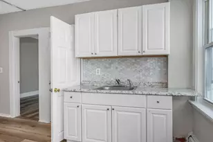 50 1/2 Common St, Lawrence, MA 01840 - Photo 15