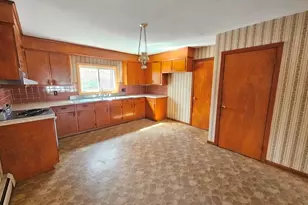 30 Allen St, Gardner, MA 01440 - Photo 3