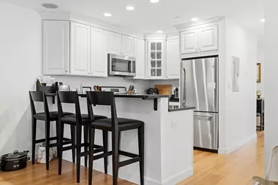 366 W 2nd St #3, Boston, MA 02127 - Photo 3