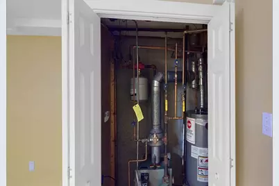 3753 North Main #2, Fall River, MA 02720 - Photo 17