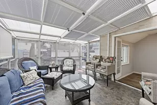 285 Breckwood Blvd, Springfield, MA 01109 - Photo 19