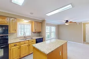 50 Highland St, Taunton, MA 02780 - Photo 13