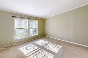 50 Highland St, Taunton, MA 02780 - Photo 23