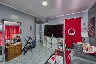 82 Charles St, Fitchburg, MA 01420 - Photo 9