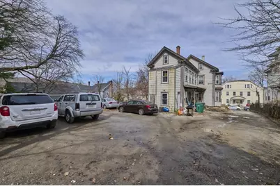 82 Charles St, Fitchburg, MA 01420 - Photo 5