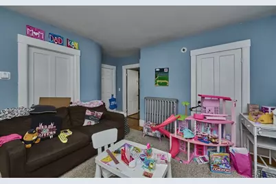 82 Charles St, Fitchburg, MA 01420 - Photo 15