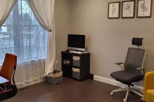 299 Lexington St, Woburn, MA 01801 - Photo 9