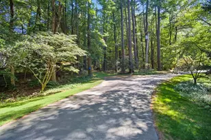 27 Pleasant St, West Newbury, MA 01985 - Photo 1