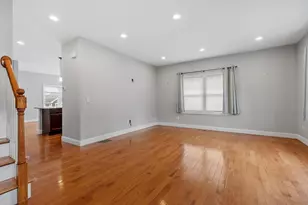 66 Oak St, Clinton, MA 01510 - Photo 11