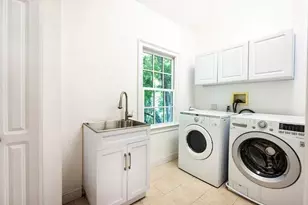 302 Grove St, Wellesley, MA 02482 - Photo 5