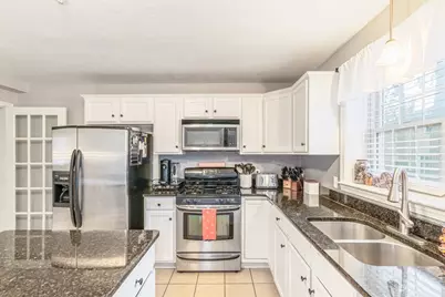 1975 Middlesex Street #2, Lowell, MA 01851 - Photo 7