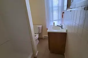 110 Pleasant St, Gardner, MA 01440 - Photo 9