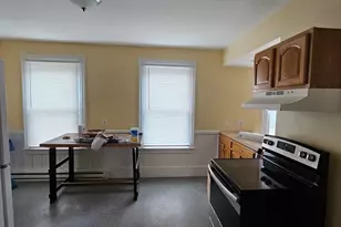 110 Pleasant St, Gardner, MA 01440 - Photo 7