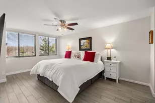 250 Hammond Pond Pkwy, Newton, MA 02467 - Photo 19