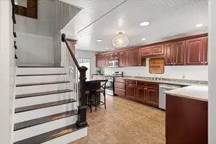 43 Jarves St, Sandwich, MA 02563 - Photo 11