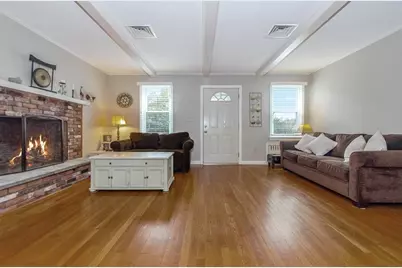 7 Rockland Terrace, Dartmouth, MA 02748 - Photo 5