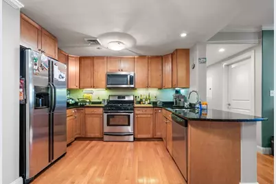 426 Main Street #205, Stoneham, MA 02180 - Photo 3