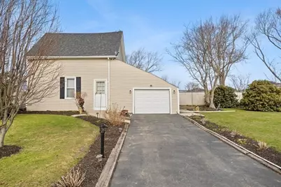 25 Winward St, Fall River, MA 02724 - Photo 29