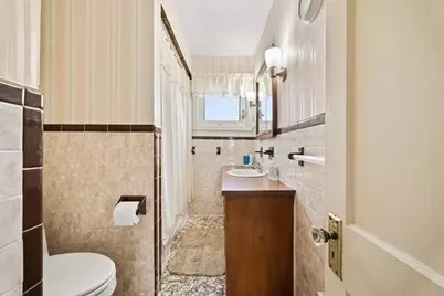 25 Winward St, Fall River, MA 02724 - Photo 19