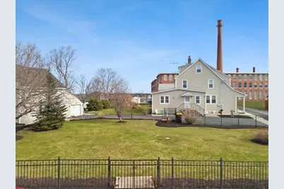 25 Winward St, Fall River, MA 02724 - Photo 37
