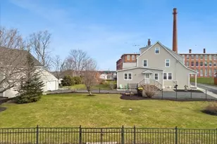 25 Winward St, Fall River, MA 02724 - Photo 37