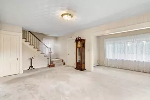 25 Winward St, Fall River, MA 02724 - Photo 11