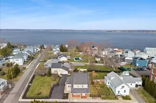 25 Winward St, Fall River, MA 02724 - Photo 41