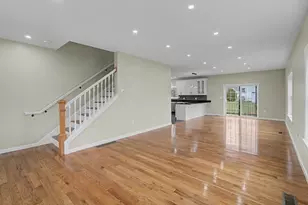 310 King St, Fall River, MA 02724 - Photo 3