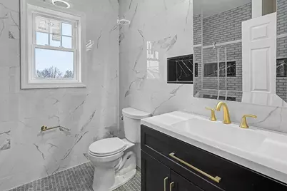 310 King  St, Fall River, MA 02724 - Photo 5