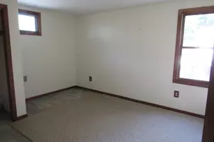 30 Taft Ave, Mendon, MA 01756 - Photo 9